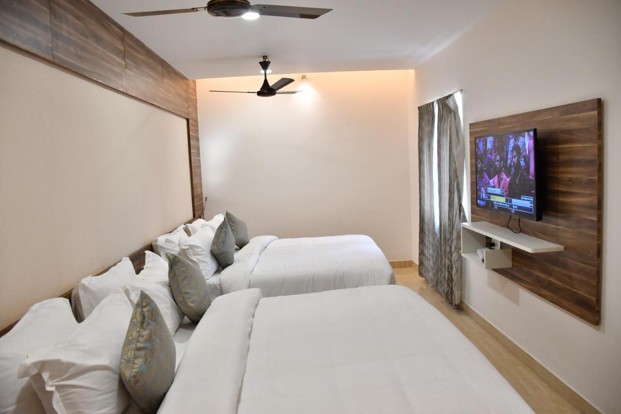 Adhikrishna Arcade Hotel Erode Exterior photo