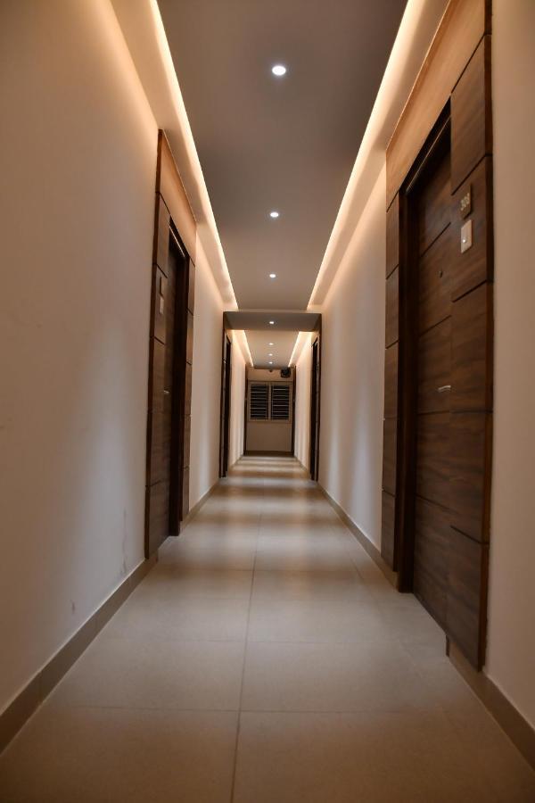 Adhikrishna Arcade Hotel Erode Exterior photo