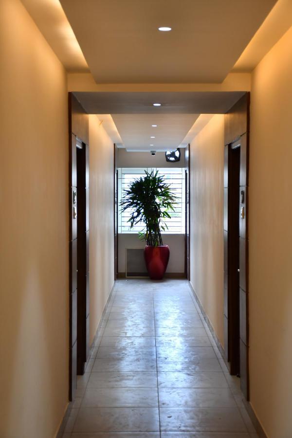 Adhikrishna Arcade Hotel Erode Exterior photo